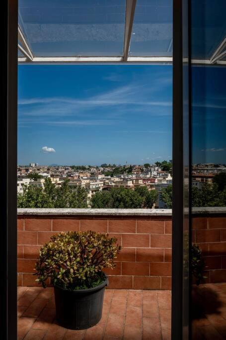 Apartamento Attico Per Quattro Persone Sulla Nomentana, Wi-Fi, Aria Condizionata Roma Exterior foto
